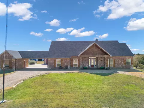 1943 Alsdorf Rd, Ennis, TX 75119