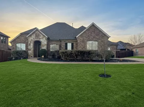 613 Buelwood Ct, Desoto, TX 75115