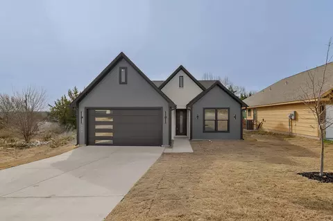 6039 Plum Dale Rd, Dallas, TX 75241