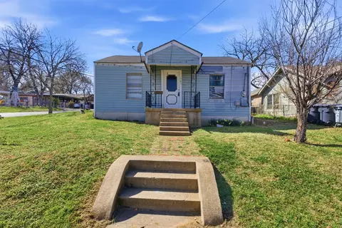 1703 Navaro St, Dallas, TX 75208