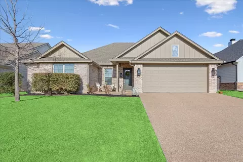 10337 Fallen Leaf Dr, Waco, TX 76712