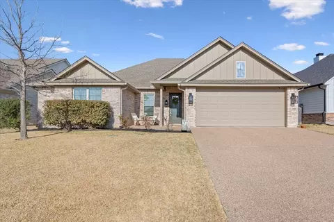 10337 Fallen Leaf Dr, Waco, TX 76712