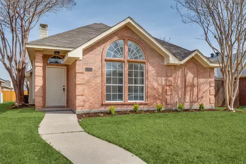 2207 Arbor Creek Dr, Carrollton, TX 75010