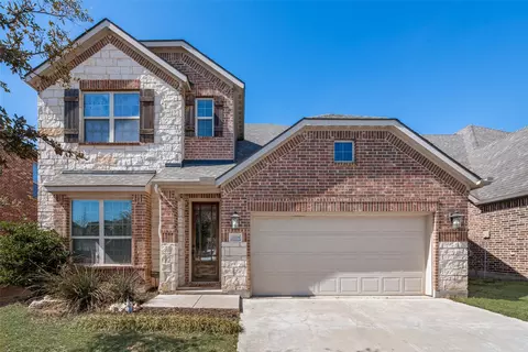 15529 Pioneer Bluff Trl, Roanoke, TX 76262