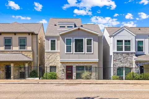 648 Aspen Valley Ln, Dallas, TX 75208