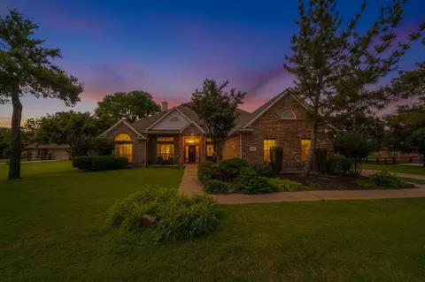 7517 Rodeo Dr, Denton, TX 76208