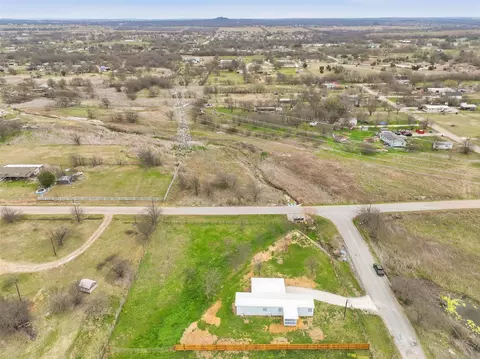 3100 Skylark St, Joshua, TX 76058