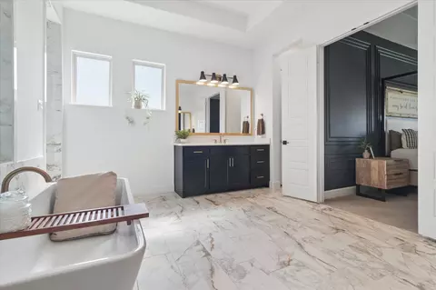 Bath - 582 Broadleaf Way, Haslet, TX 76052 photo 3 of 7