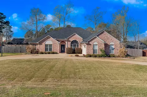 2228 Grapevine Ln, Haughton, LA 71037