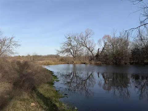 194 Middle Rd, Denison, TX 75021