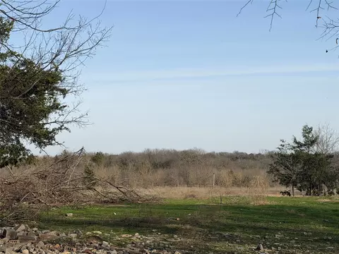194 Middle Rd, Denison, TX 75021 photo 2