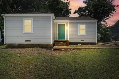 3465 Kellogg Ave, Dallas, TX 75216
