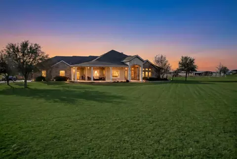 2279 Big Sky Trl, Ponder, TX 76259
