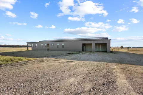2477 County Road 23110, Paris, TX 75460
