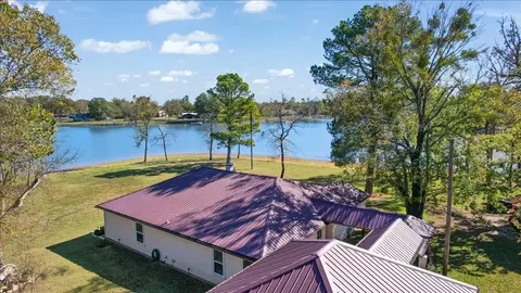 324 County Road 3172, Clarksville, TX 75426