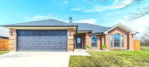 1424 Vine St, Weatherford, TX 76086