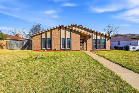 1421 Kingsbridge Dr, Garland, TX 75044