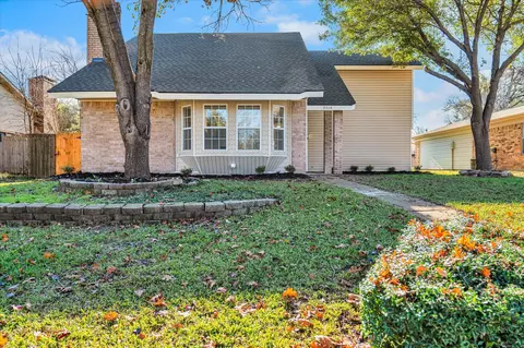 5514 Castleview Ln, Garland, TX 75044