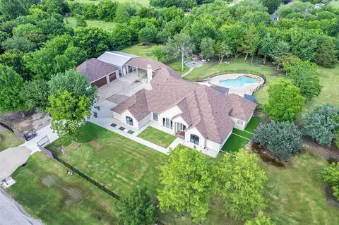 1690 Lynn Ln, Lucas, TX 75002