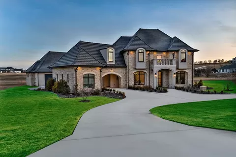 231 Nueces Trl, Aledo, TX 76008