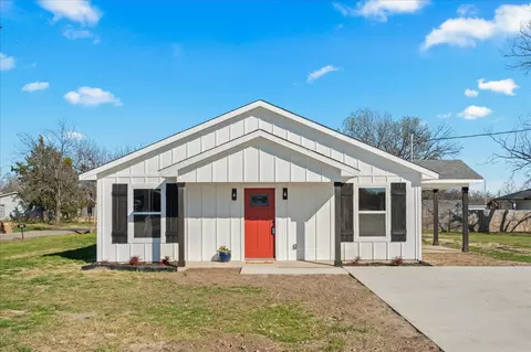 200 Gladys St, Lone Oak, TX 75453