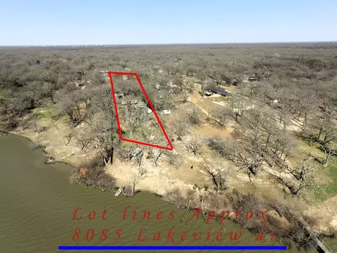 8085 Lakeview Dr, Quinlan, TX 75474