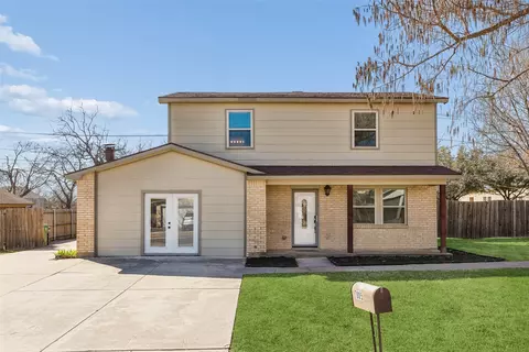 7005 Green Ridge Trl, North Richland Hills, TX 76182