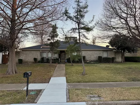 413 Campbell Ct, Richardson, TX 75080