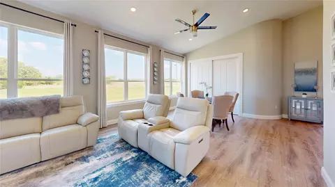 124 Greenhill Cir, Nocona, TX 76255