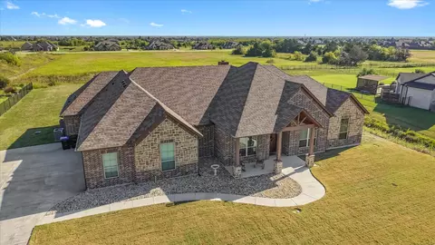 14066 Windrow Dr, Talty, TX 75126