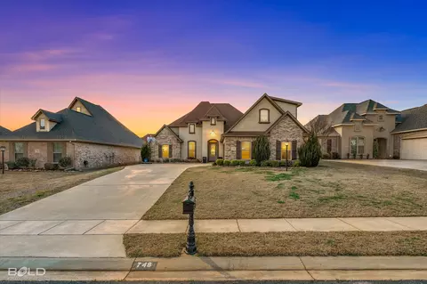 748 Fir Wood Ln, Haughton, LA 71037