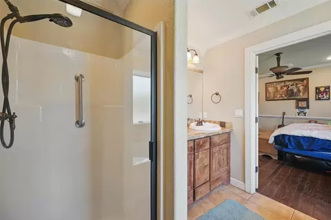 Entry Way - 2800 E Fm 4, Cleburne, TX 76031 photo 2 of 2