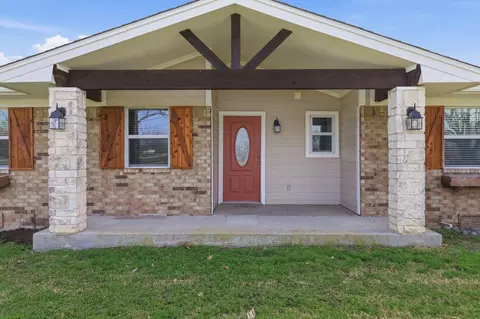 6996 Ganzer Rd E, Denton, TX 76207