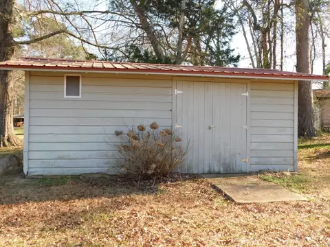 Exterior - 214 Springhill Airport Loop, Springhill, LA 71075 photo 3 of 6