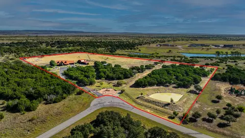 1040 Enchanted Rock Ct, Graford, TX 76449