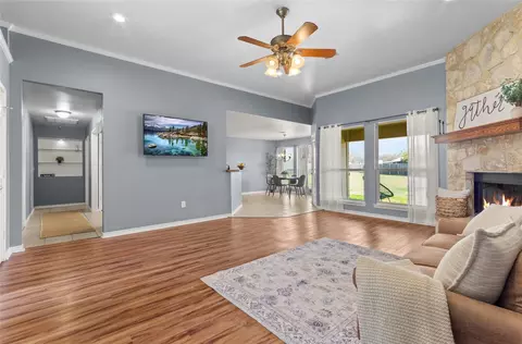 Living - 401 Greystone Dr, Lorena, TX 76655 photo 3 of 3