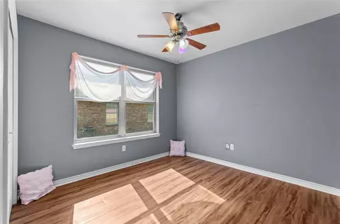 Bedroom - 401 Greystone Dr, Lorena, TX 76655 photo 5 of 6