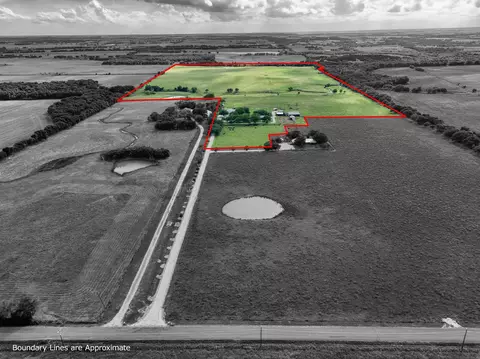 15796 Chapel Rd, Lorena, TX 76655