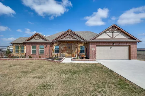 250 Alondrita St, Celeste, TX 75423