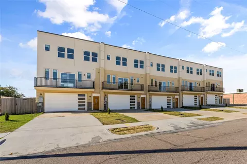 3611 Portland St, Irving, TX 75062