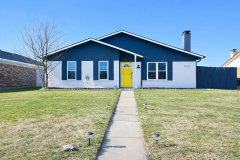 2223 Ridgedale Dr, Carrollton, TX 75006