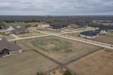 378 Hidden Leaf Cir, Sunnyvale, TX 75182