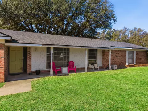 Exterior - 104 Beard Dr, Itasca, TX 76055 photo 5 of 8
