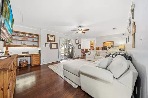 Living - 104 Beard Dr, Itasca, TX 76055 photo 1 of 1