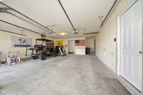Exterior - 104 Beard Dr, Itasca, TX 76055 photo 2 of 8