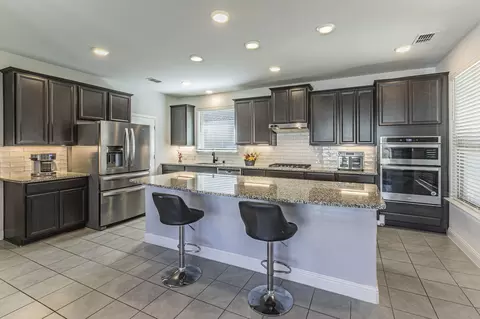 7217 Willow Thorne Dr, Providence Village, TX 76227