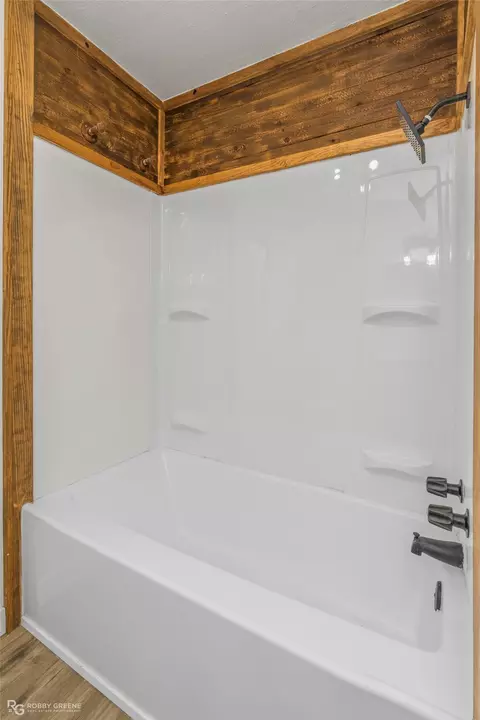 Bath - 16242 Highway 157, Benton, LA 71006 photo 2 of 2
