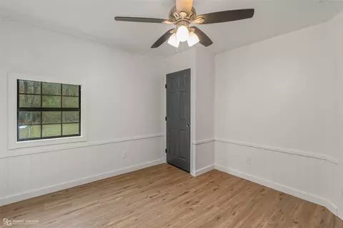 Bedroom - 16242 Highway 157, Benton, LA 71006 photo 4 of 4
