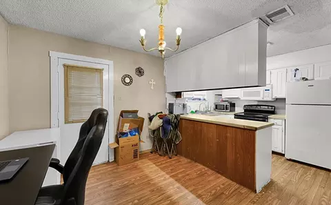 Kitchen - 2409 Macarthur Dr, Waco, TX 76708 photo 4 of 4