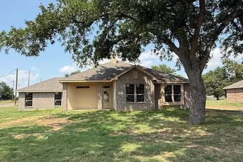 1201 Anthony St, Gainesville, TX 76240